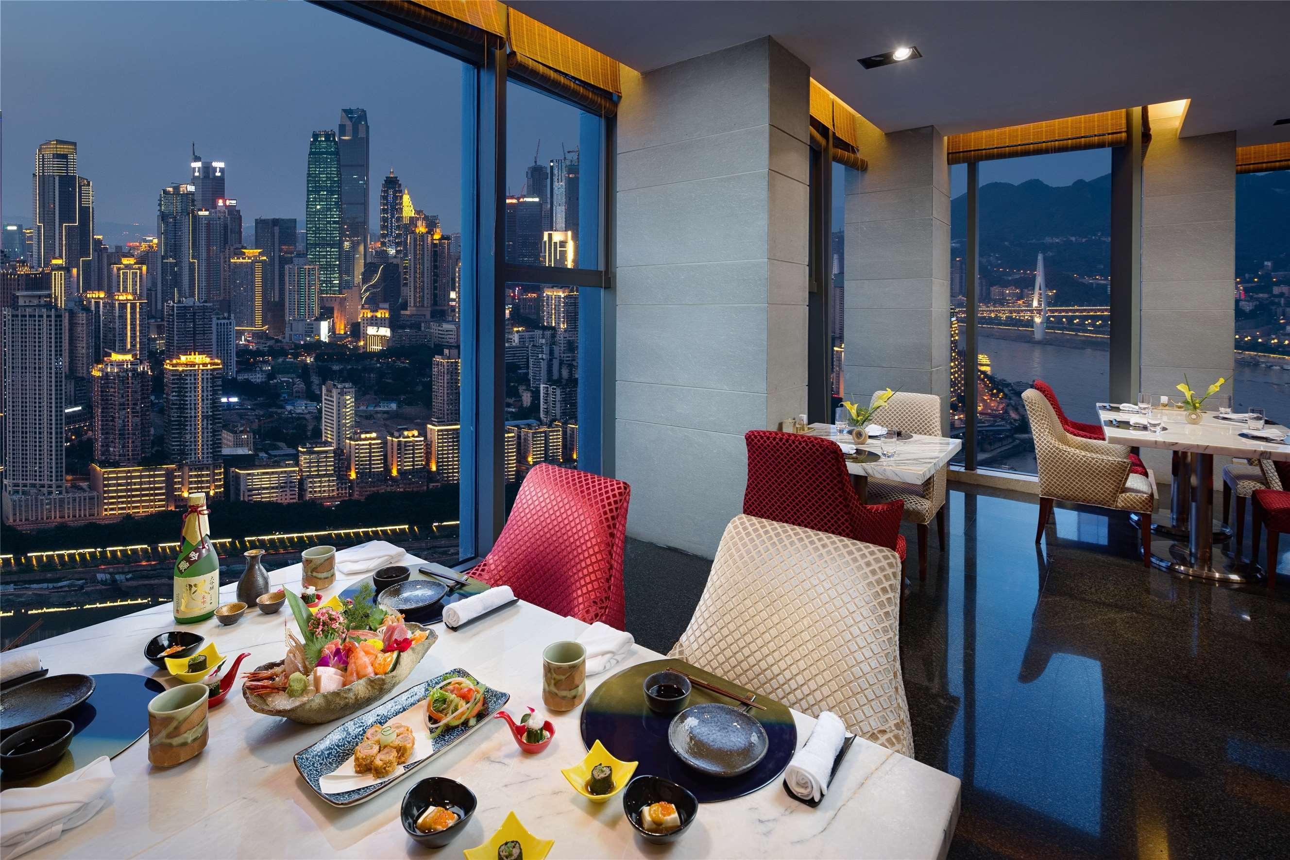 Radisson Blu Plaza Chongqing - Free 2 Bottle Of Local Beer Per Room During Stay Eksteriør billede