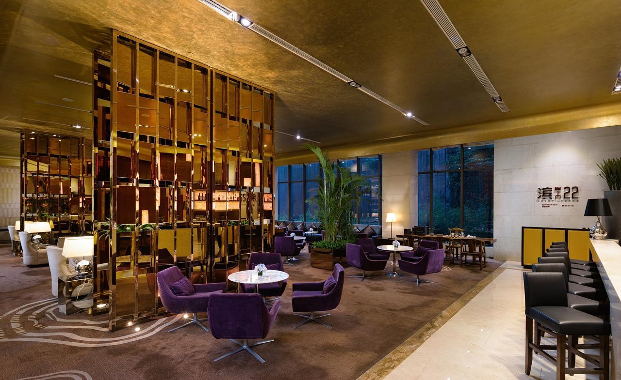 Radisson Blu Plaza Chongqing - Free 2 Bottle Of Local Beer Per Room During Stay Eksteriør billede