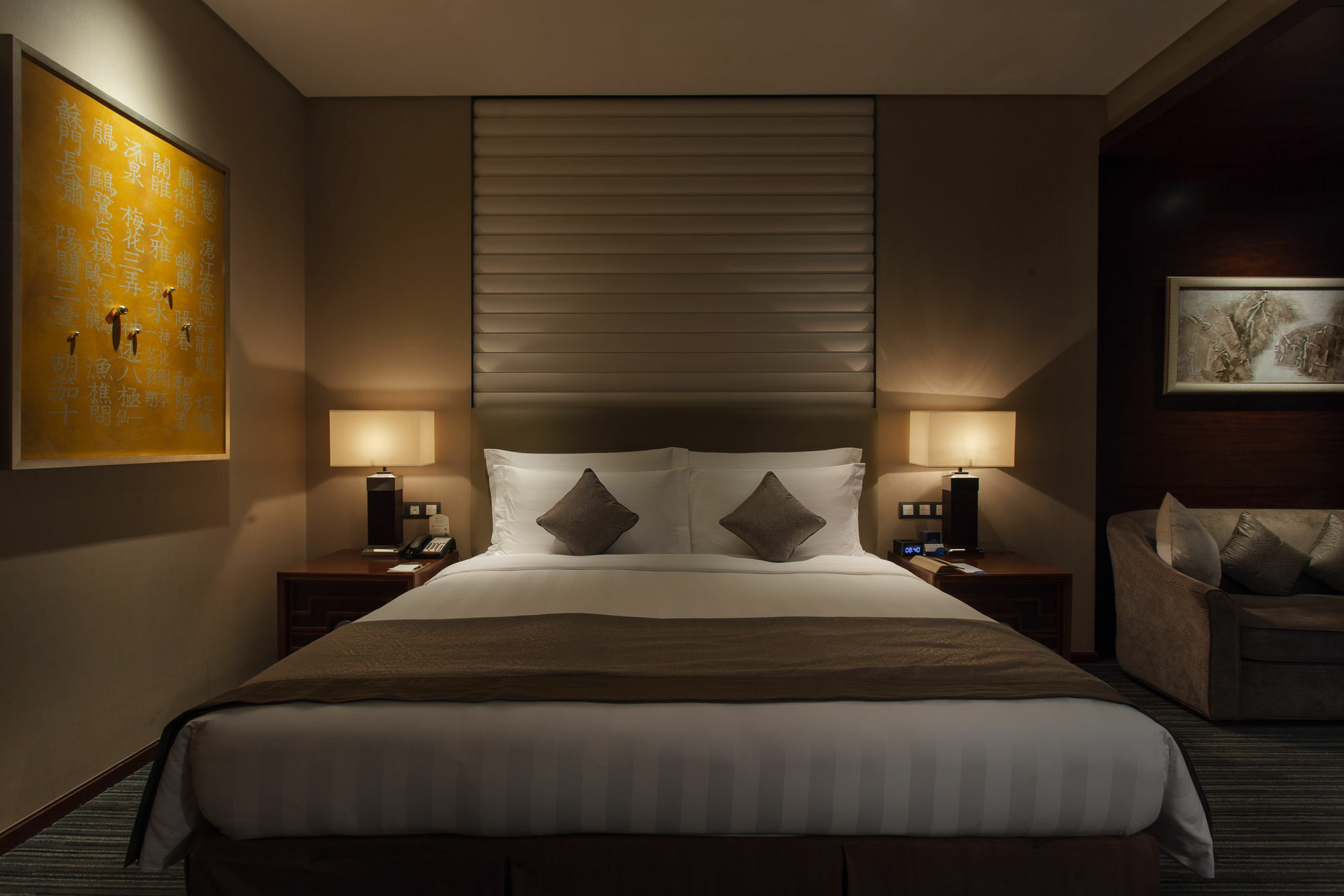 Radisson Blu Plaza Chongqing - Free 2 Bottle Of Local Beer Per Room During Stay Eksteriør billede
